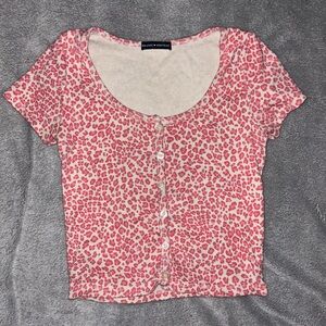 Brandy Melville Pink and White Leopard Crop Top